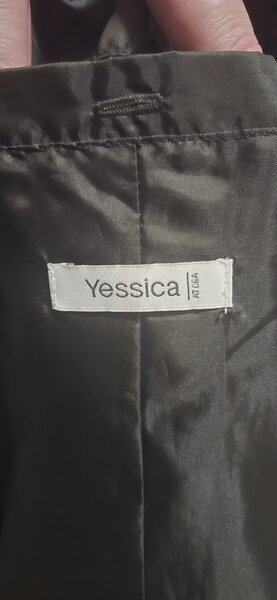 De vanzare cojoc (blana naturala).